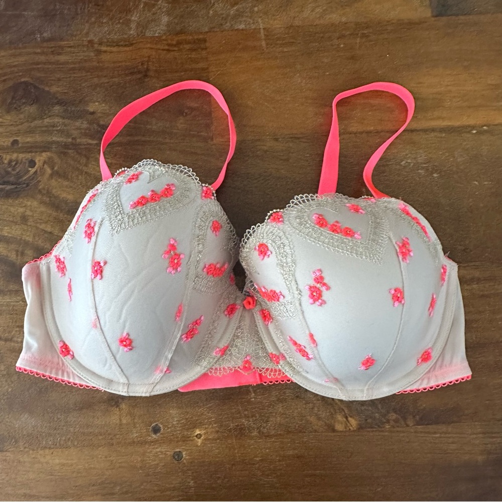 Victoria’s Secret Dream Angels Lined Demi Embroidered Bra with Neon Pink 36DD